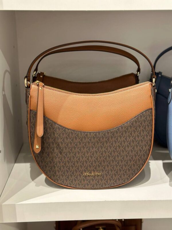 Michael Kors Dover shoulder